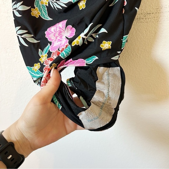 Sunn Lab Swim Black Floral One Piece Swimsuit L - Picture 3 of 4